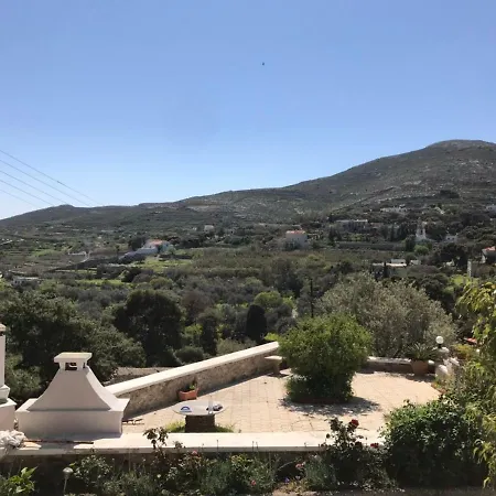 Filippos Villa's شقة إرموبولّي