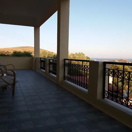 Filippos Villa's شقة *