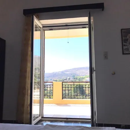 Filippos Villa's شقة