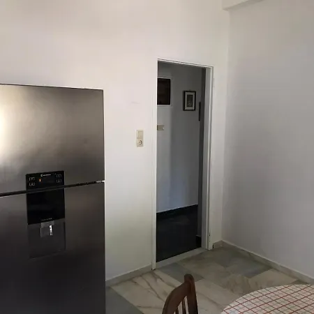 شقة Filippos Villa's إرموبولّي